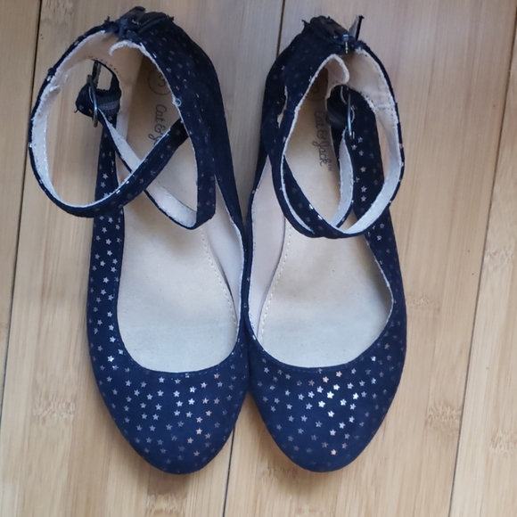 Strappy flats - Picture 3 of 3